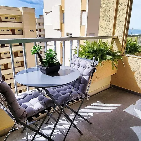Apartment Cibeles 904. Moderm With Sea Views In Centre.