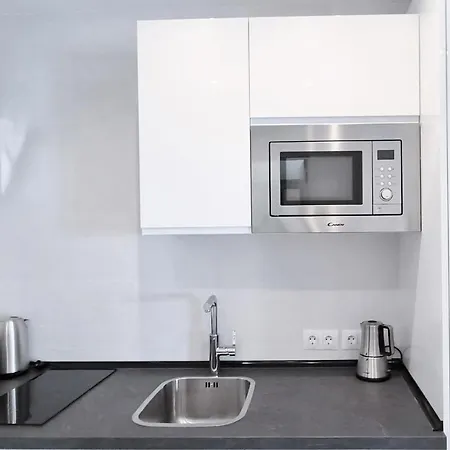 Cibeles Modern Sea Views Centre Ninth Floor Apartment